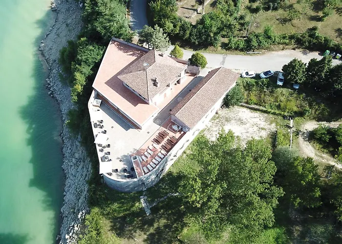 Incantesimo Del Lago SaltoAgriturismo